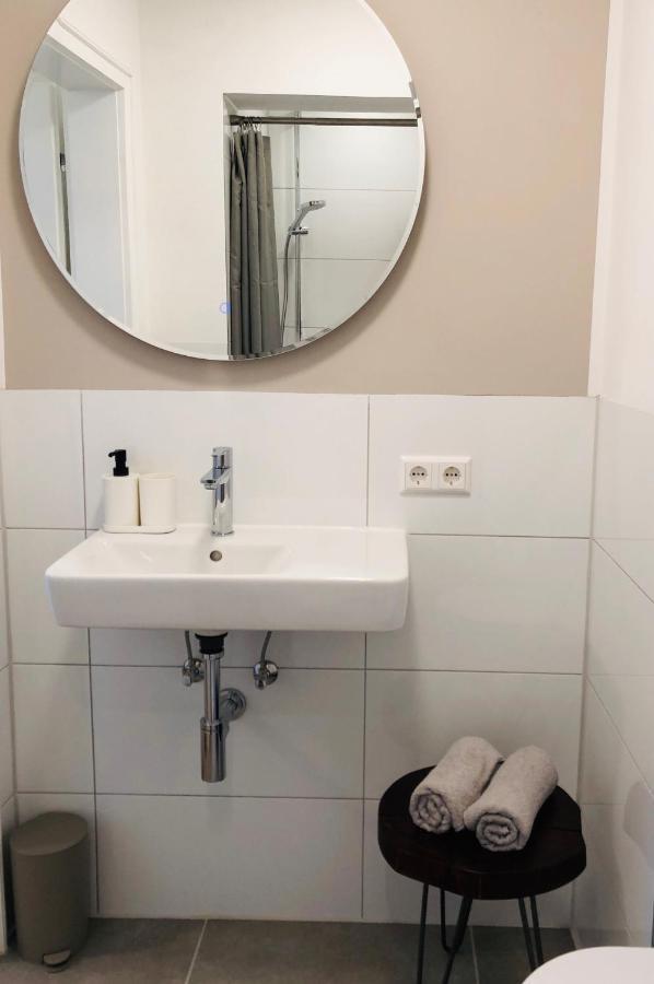 Urbanapartments Memmingen - Mit Kueche & Parkplatz מראה חיצוני תמונה